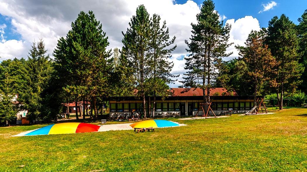 Rekreacni Areal Prihrazy Hotel Zdar  Luaran gambar